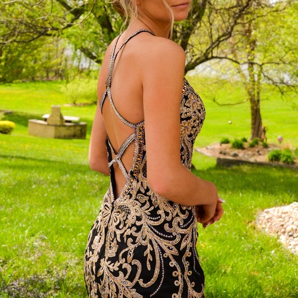 Black and white prom dress - Picture 3 of 7